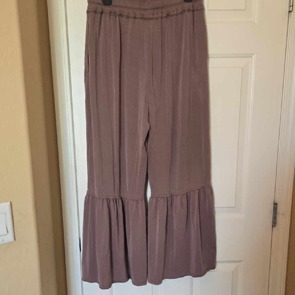 Peace Love World M BOHO Espresso & Red RUFFLE Flare Pants UNIQUE FESTIVE So Soft - Picture 11 of 16